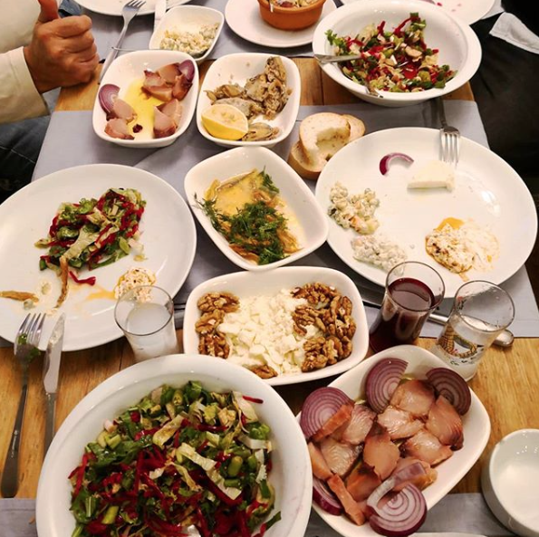 Gavur Meyhane Alaçatı Fotoğrafları