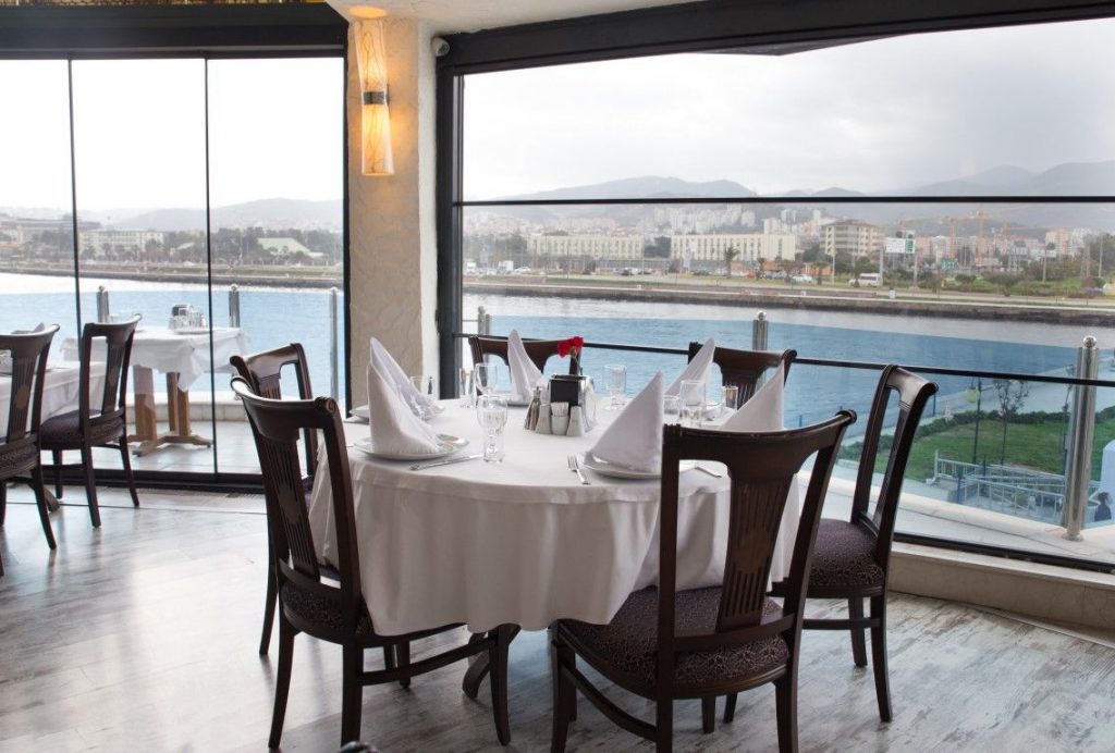 Boğaziçi Restaurant Üçkuyular Fotoğrafları