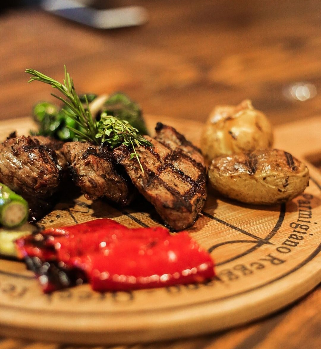 Kelepçe Cafe & Bar Fotoğrafları