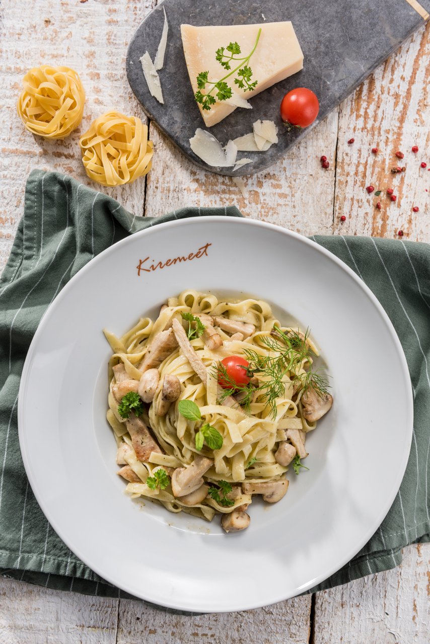 Kiremeet Cafe & Restaurant Fotoğrafları