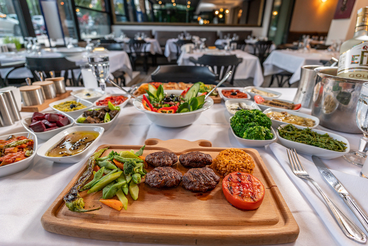 Lal Bostanlı Fotoğrafları