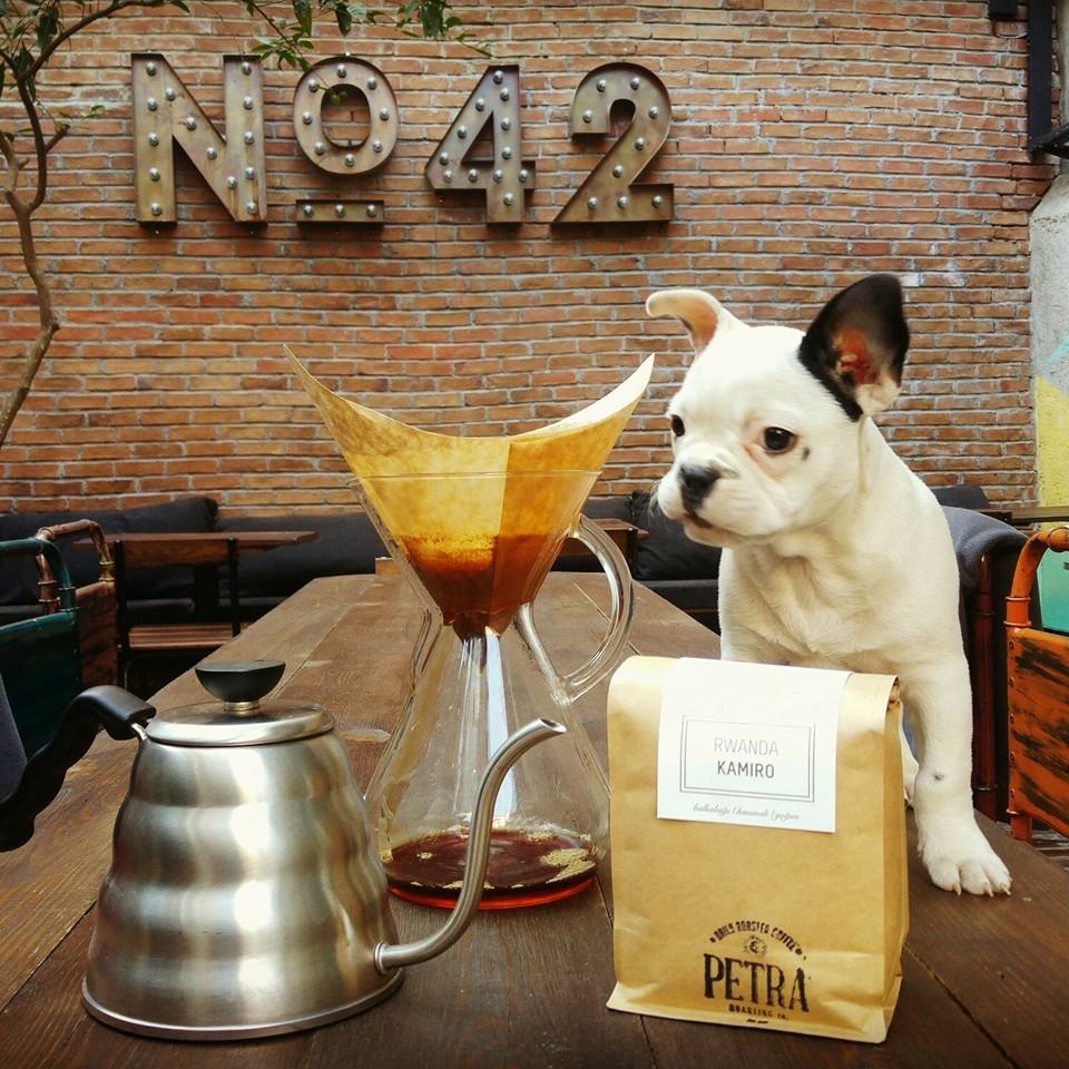 No 42 Alsancak Fotoğrafları
