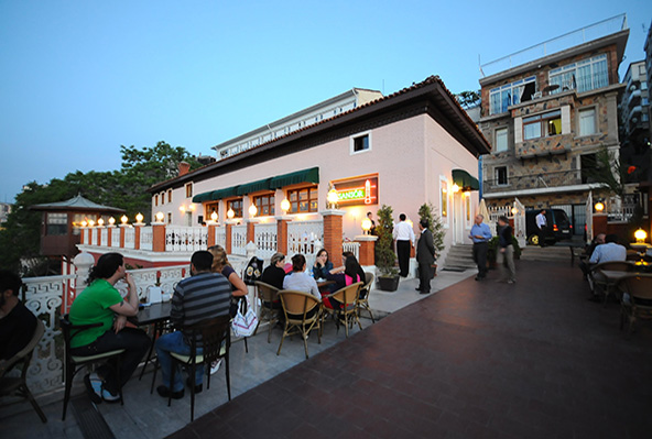 Tarihi Asansör Restoran İzmir Fotoğrafları
